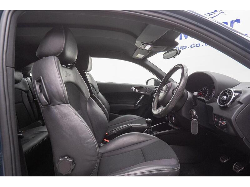Audi A1 A1 S line Hatchback 1 Manual Petrol - U1213