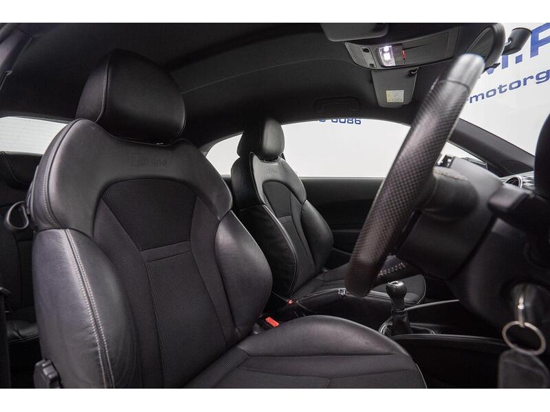 Audi A1 A1 S line Hatchback 1 Manual Petrol - U1213