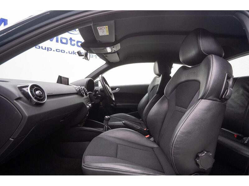 Audi A1 A1 S line Hatchback 1 Manual Petrol - U1213