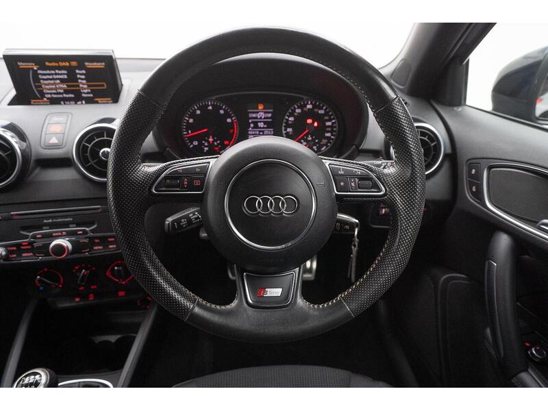 Audi A1 A1 S line Hatchback 1 Manual Petrol - U1213