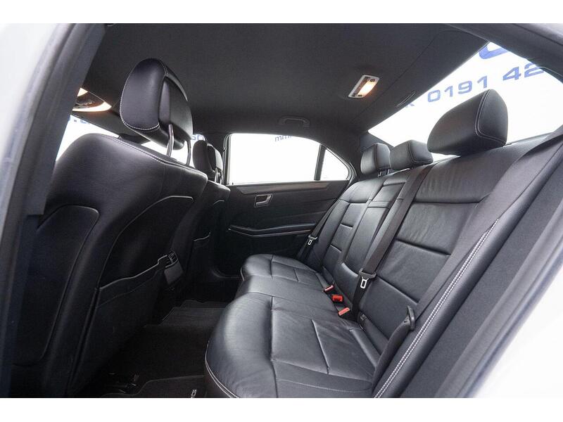 Mercedes-Benz E Class 2.1 E250 CDI AMG Night Edition G-Tronic+ Euro 5 (s/s) 4dr - U1216