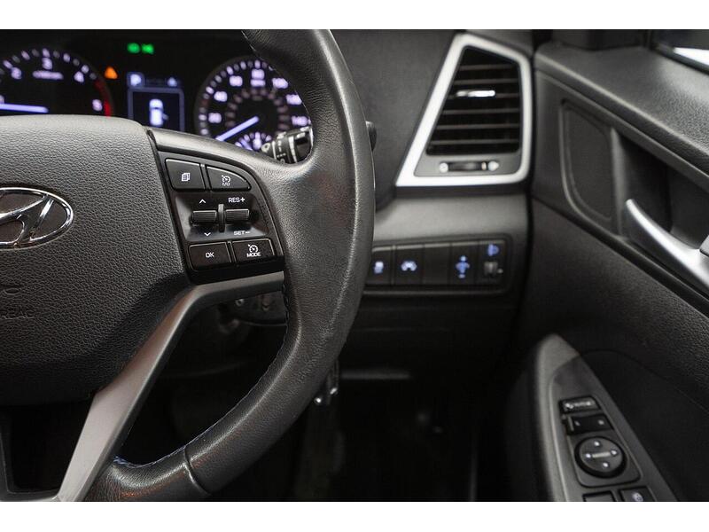 Hyundai TUCSON 1.7 CRDi Blue Drive SE Nav DCT Euro 6 (s/s) 5dr - U1221