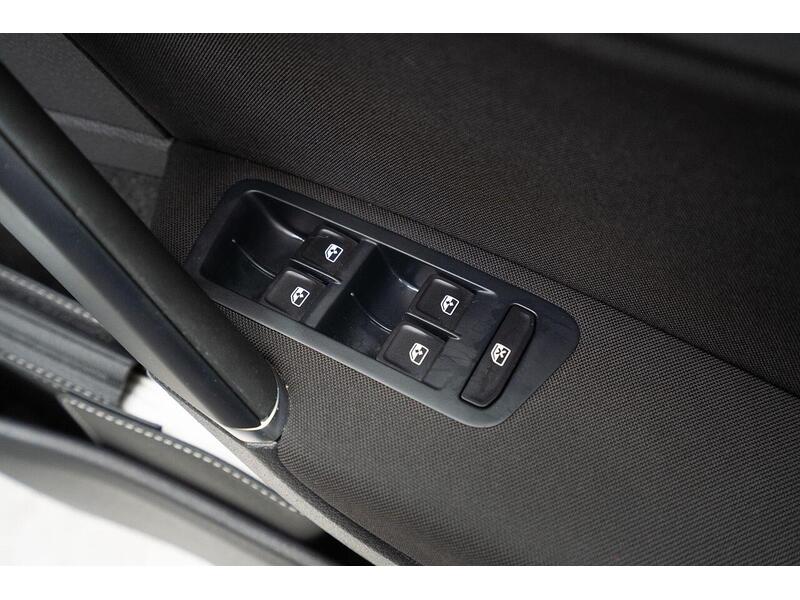 Volkswagen Golf 1.6 TDI Match DSG Euro 6 (s/s) 5dr - U1222