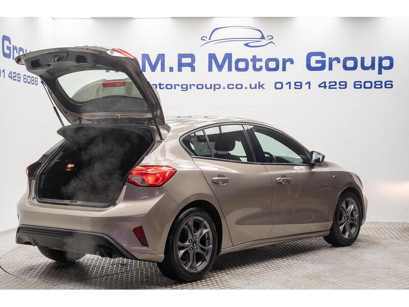 Ford Focus 1.0T EcoBoost ST-Line Euro 6 (s/s) 5dr - U1227