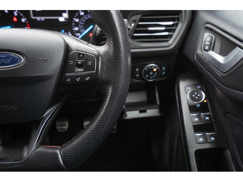 Ford Focus 1.0T EcoBoost ST-Line Euro 6 (s/s) 5dr - U1227