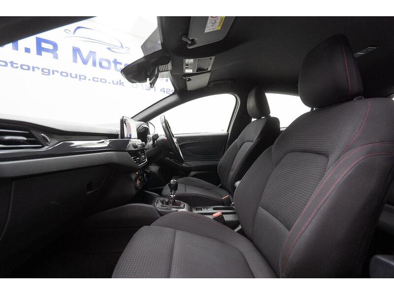 Ford Focus 1.0T EcoBoost ST-Line Euro 6 (s/s) 5dr - U1227