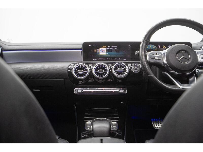 Mercedes-Benz CLA 1.3 CLA200 AMG Line (Premium Plus 2) Coupe 7G-DCT Euro 6 (s/s) 4dr - U1229