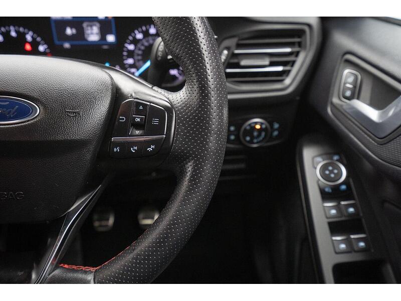 Ford Focus 1.0T EcoBoost ST-Line X Euro 6 (s/s) 5dr - U1231