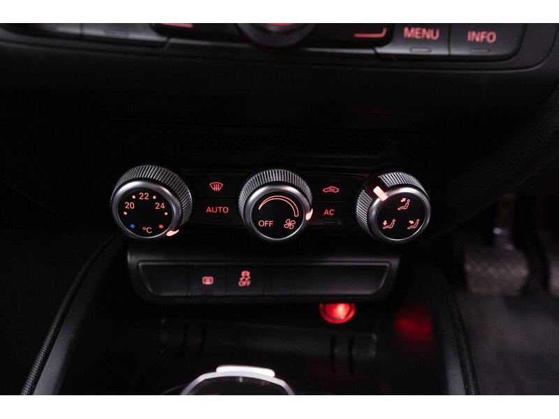 Audi A1 1.4 TFSI Black Edition S Tronic Euro 5 3dr - U1242