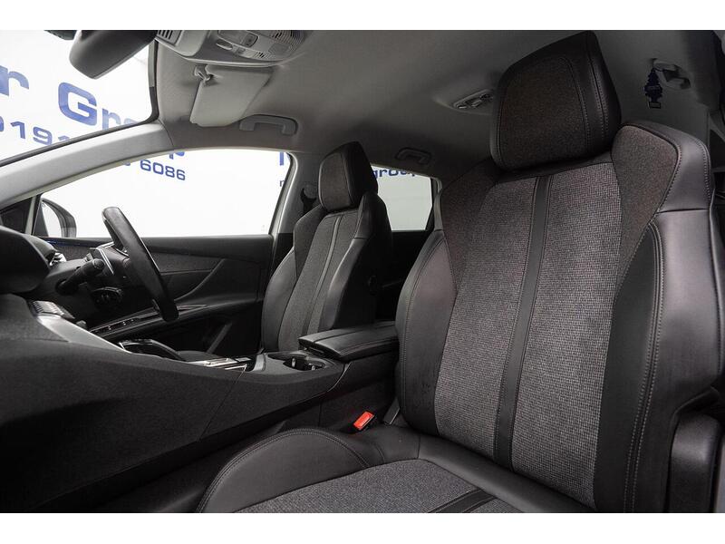 Peugeot 5008 1.6 PureTech Allure EAT Euro 6 (s/s) 5dr - U1247