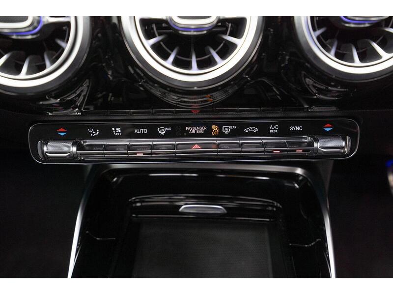 Mercedes-Benz A Class 2.0 A35 AMG (Premium Plus) SpdS DCT 4MATIC Euro 6 (s/s) 5dr - U1256