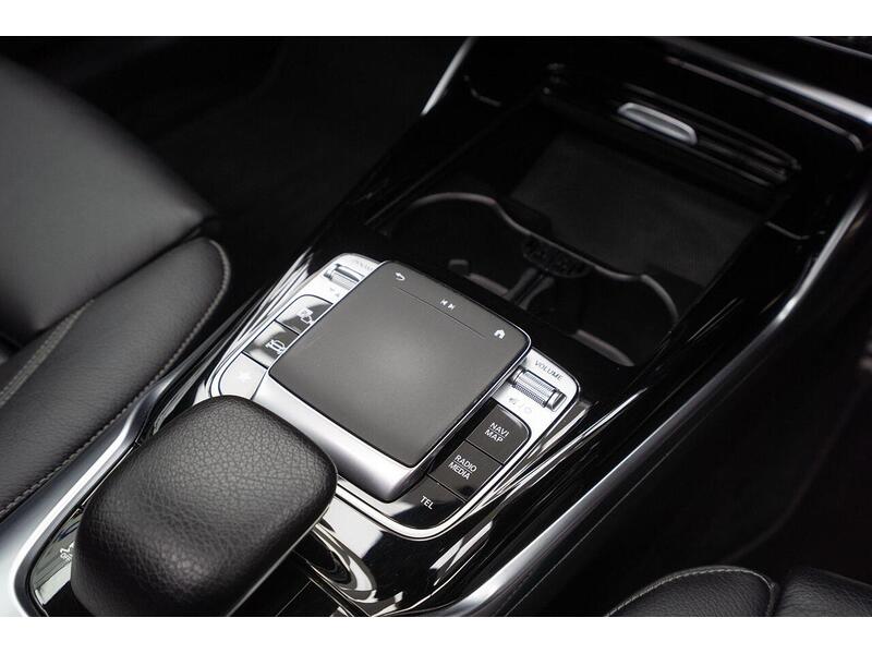 Mercedes-Benz A Class 2.0 A35 AMG (Premium Plus) SpdS DCT 4MATIC Euro 6 (s/s) 5dr - U1256