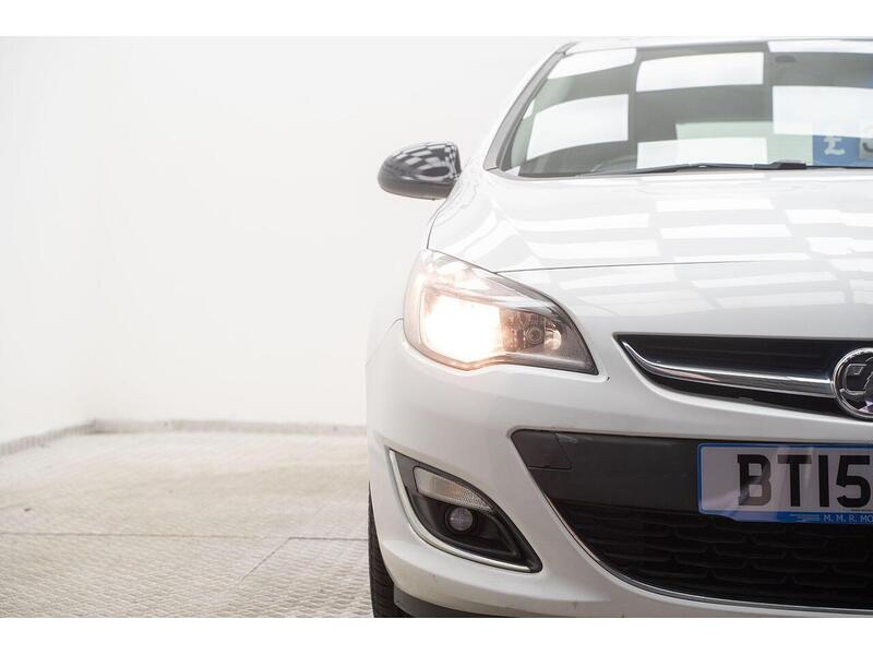 Vauxhall Astra 2.0 CDTi ecoFLEX SRi Euro 5 (s/s) 5dr - U1258