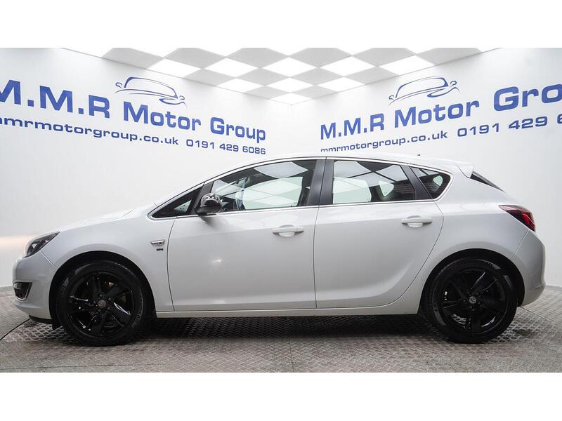 Vauxhall Astra 2.0 CDTi ecoFLEX SRi Euro 5 (s/s) 5dr - U1258