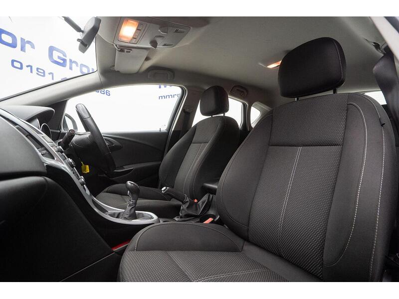 Vauxhall Astra 2.0 CDTi ecoFLEX SRi Euro 5 (s/s) 5dr - U1258