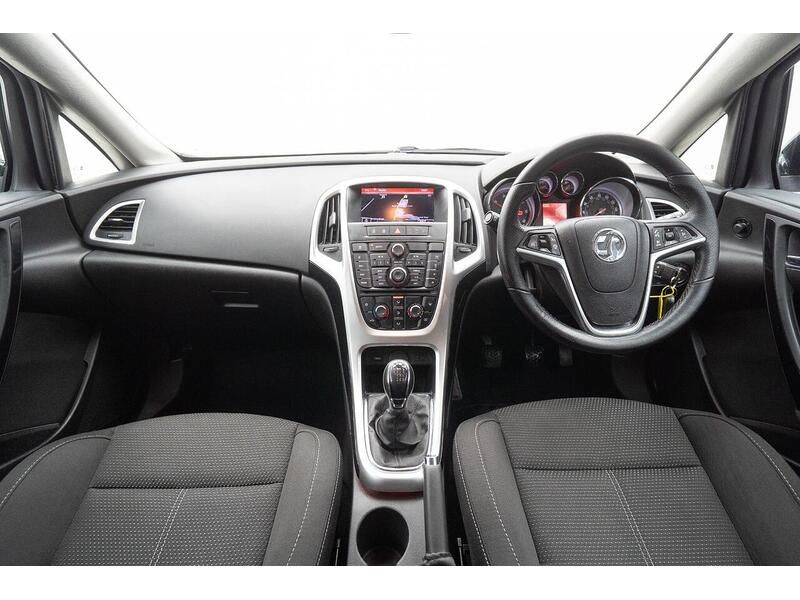 Vauxhall Astra 2.0 CDTi ecoFLEX SRi Euro 5 (s/s) 5dr - U1258