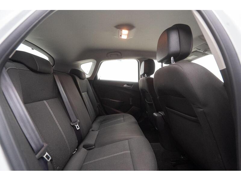 Vauxhall Astra 2.0 CDTi ecoFLEX SRi Euro 5 (s/s) 5dr - U1258