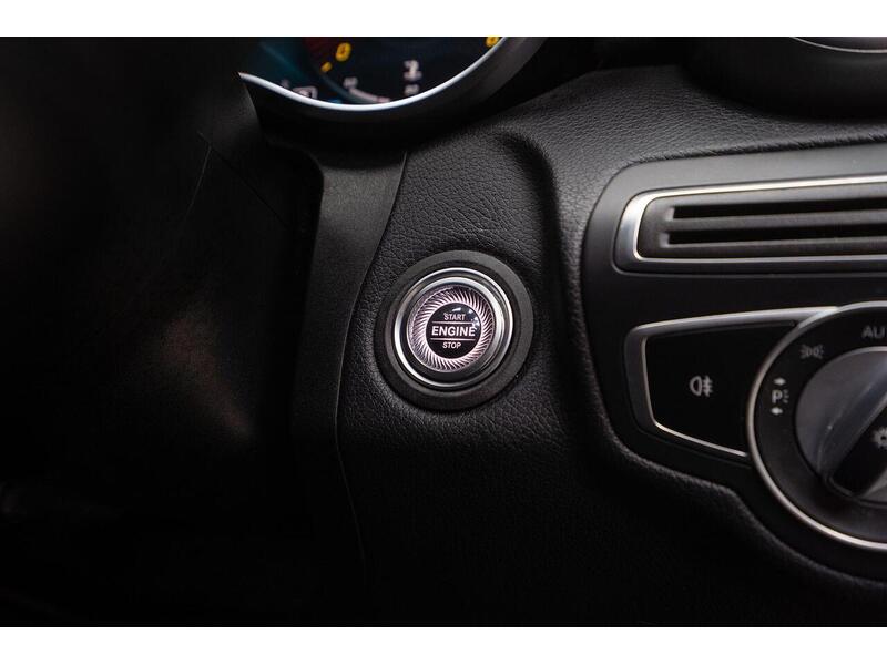 Mercedes-Benz C Class 2.0 C220d AMG Line (Premium) Cabriolet G-Tronic+ Euro 6 (s/s) 2dr - U1268