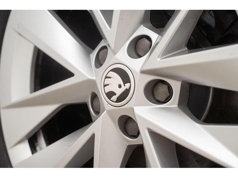 Skoda Octavia 2.0 TDI SE L Euro 6 (s/s) 5dr - U1271