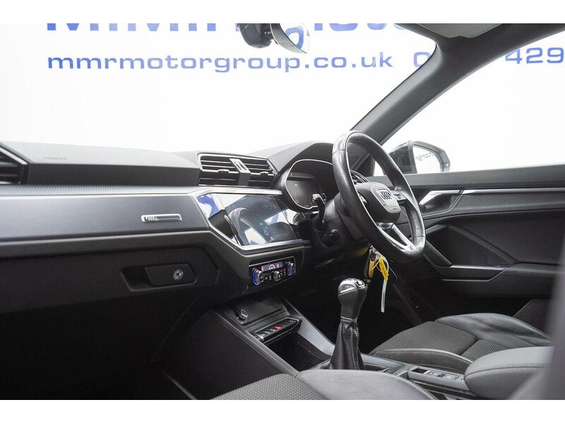 Audi Q3 1.5 TFSI CoD 35 S line Euro 6 (s/s) 5dr - U1276