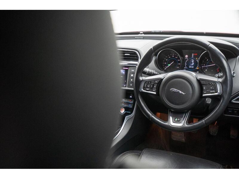 Jaguar XE 2.0d R-Sport Euro 6 (s/s) 4dr - U1281