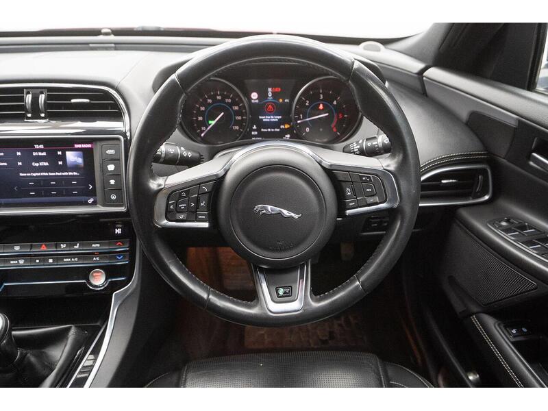 Jaguar XE 2.0d R-Sport Euro 6 (s/s) 4dr - U1281