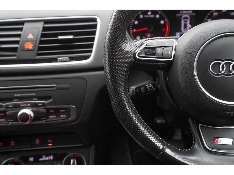 Audi Q3 1.4 TFSI CoD S line Edition S Tronic Euro 6 (s/s) 5dr - U1284