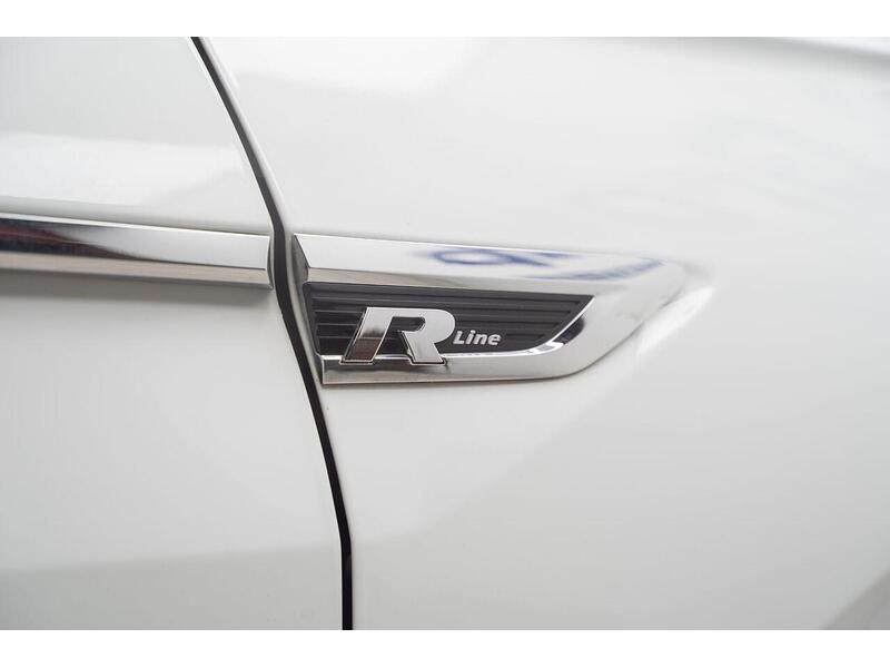 Volkswagen Tiguan 2.0 TDI R-Line DSG Euro 6 (s/s) 5dr - U1292