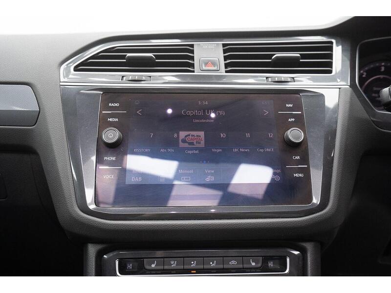 Volkswagen Tiguan 2.0 TDI R-Line DSG Euro 6 (s/s) 5dr - U1292