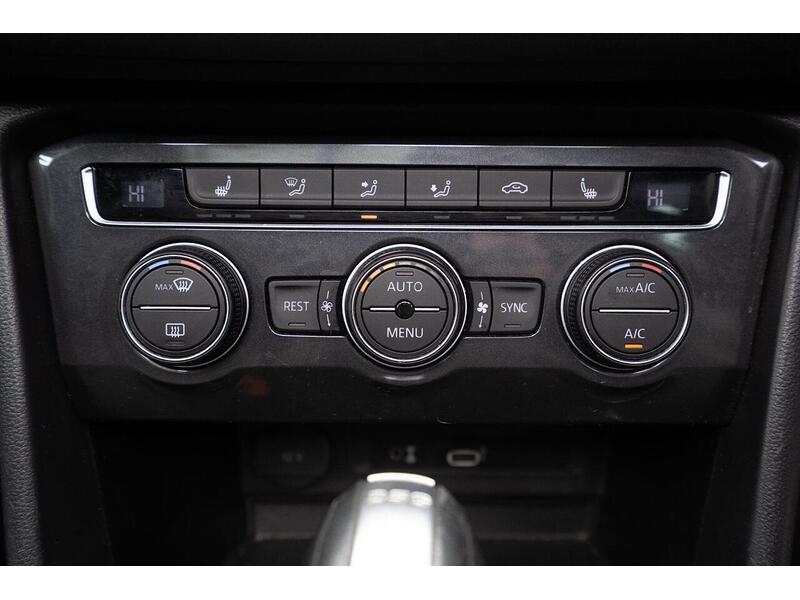 Volkswagen Tiguan 2.0 TDI R-Line DSG Euro 6 (s/s) 5dr - U1292