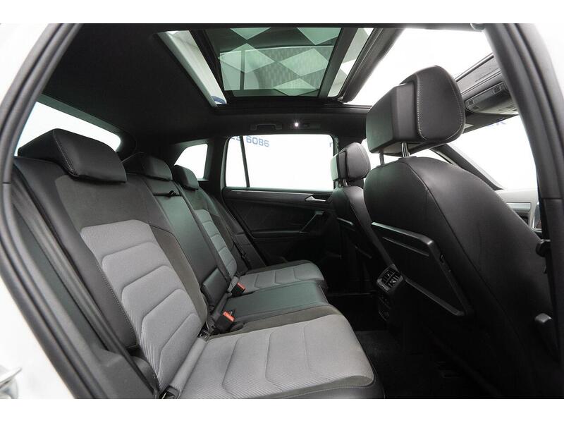 Volkswagen Tiguan 2.0 TDI R-Line DSG Euro 6 (s/s) 5dr - U1292