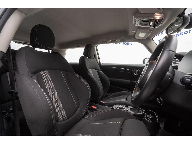 MINI Electric Hatch Cooper SE 32.6kWh Level 1 Auto 3dr - U1294