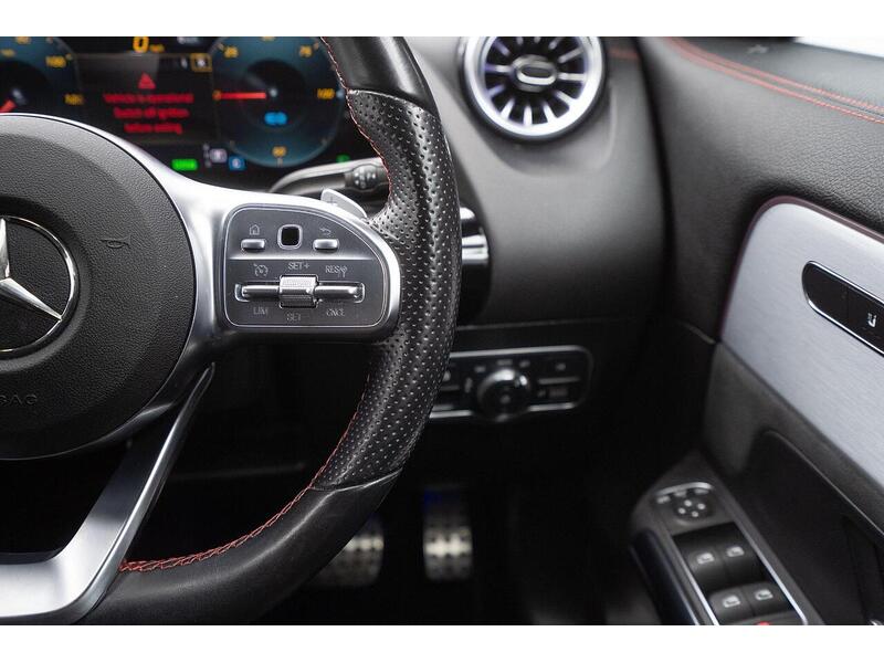 Mercedes-Benz EQA EQA 250 66.5kWh AMG Line Auto 5dr - U1296