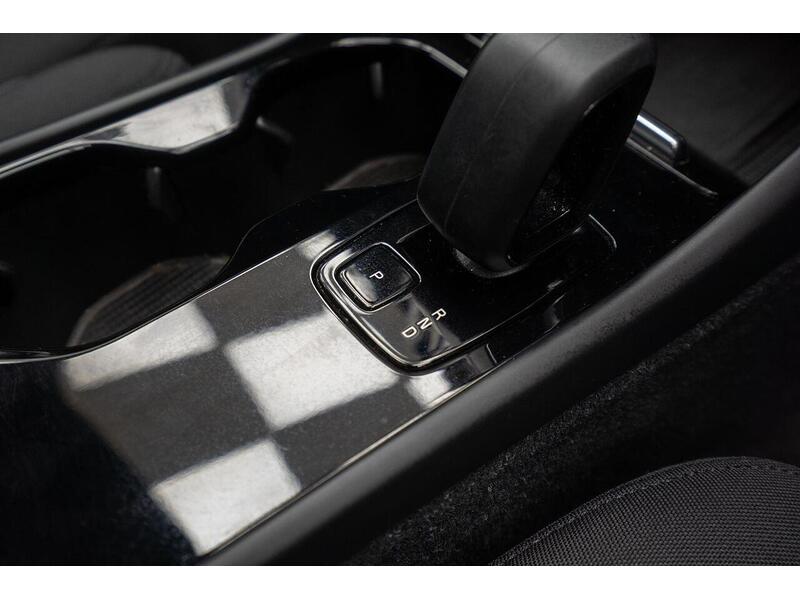 Volvo C40 Recharge 69kWh Core Auto 5dr - U1298