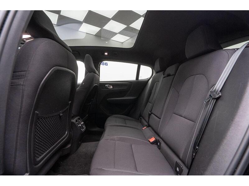 Volvo C40 Recharge 69kWh Core Auto 5dr - U1298