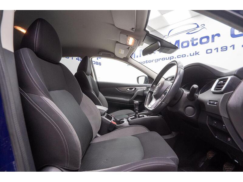 Nissan Qashqai 1.5 dCi N-Connecta Euro 6 (s/s) 5dr - U1299