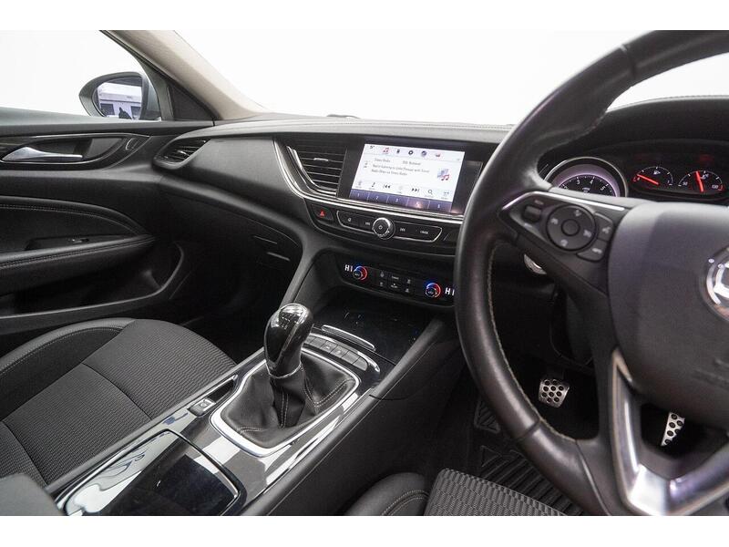 Vauxhall Insignia 1.5i Turbo SRi Nav Grand Sport Euro 6 (s/s) 5dr - U1306