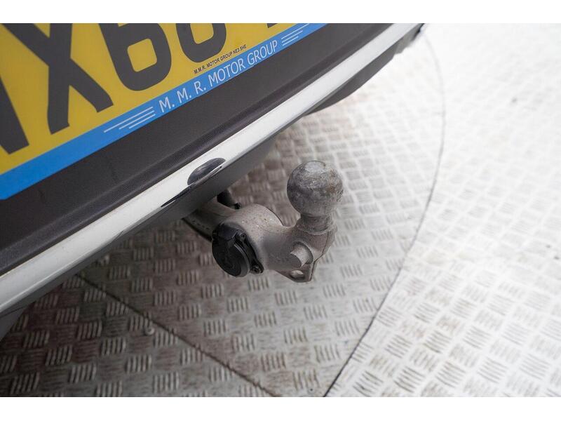 Mercedes-Benz GLC 2.1 GLC250d AMG Line (Premium Plus) Coupe G-Tronic+ 4MATIC Euro 6 (s/s) 5dr - U1309