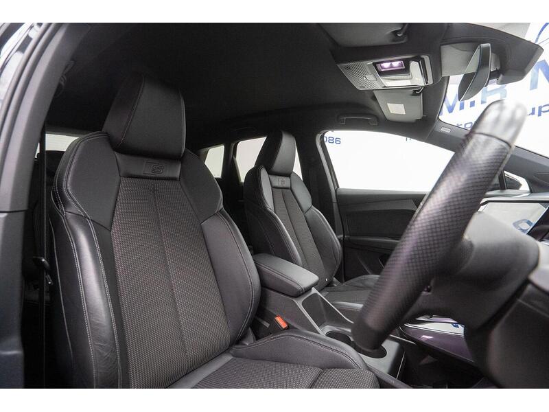 Audi Q4 e-tron 40 S line Auto 5dr 82kWh - U1313