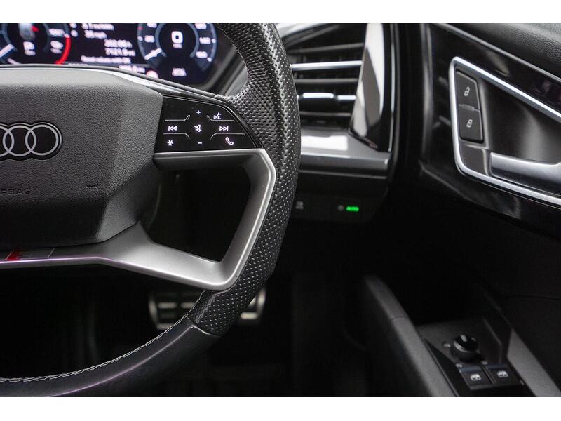 Audi Q4 e-tron 40 S line Auto 5dr 82kWh - U1313