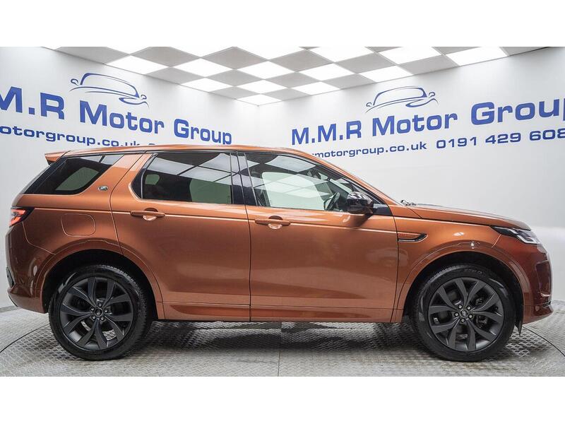 Land Rover Discovery Sport 1.5 P300e 12.2kWh R-Dynamic SE Auto 4WD Euro 6 (s/s) 5dr - U1314