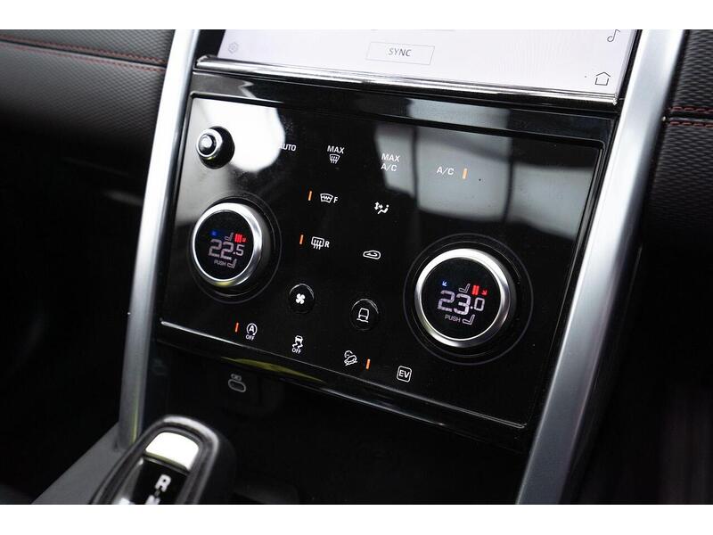 Land Rover Discovery Sport 1.5 P300e 12.2kWh R-Dynamic SE Auto 4WD Euro 6 (s/s) 5dr - U1314