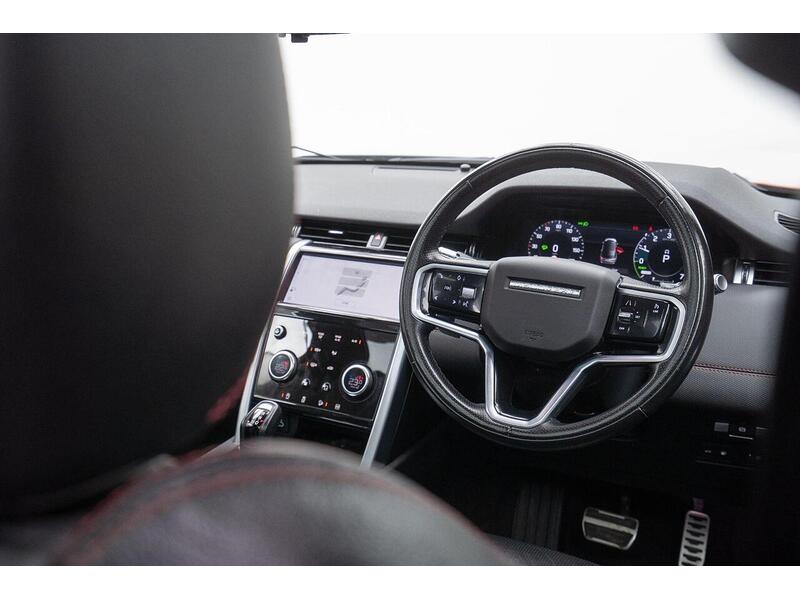 Land Rover Discovery Sport 1.5 P300e 12.2kWh R-Dynamic SE Auto 4WD Euro 6 (s/s) 5dr - U1314