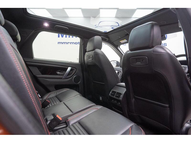 Land Rover Discovery Sport 1.5 P300e 12.2kWh R-Dynamic SE Auto 4WD Euro 6 (s/s) 5dr - U1314