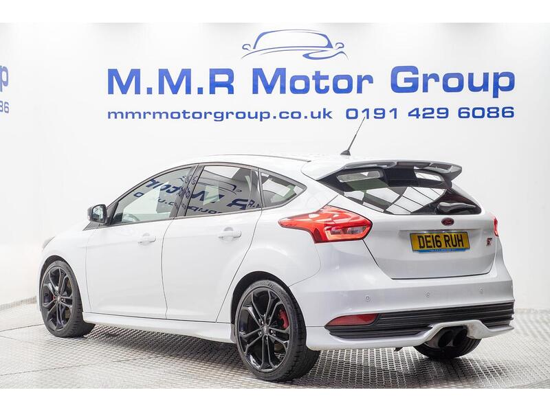 Ford Focus Focus ST-3 Hatchback 1 Manual Petrol - U1327