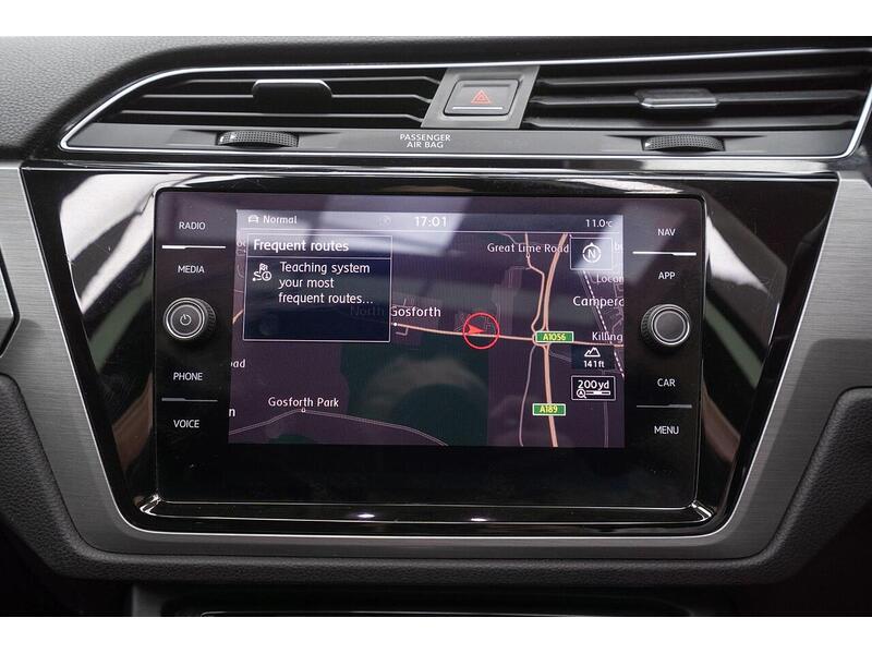 Volkswagen Touran 1.6 TDI SE Family DSG Euro 6 (s/s) 5dr - U1333