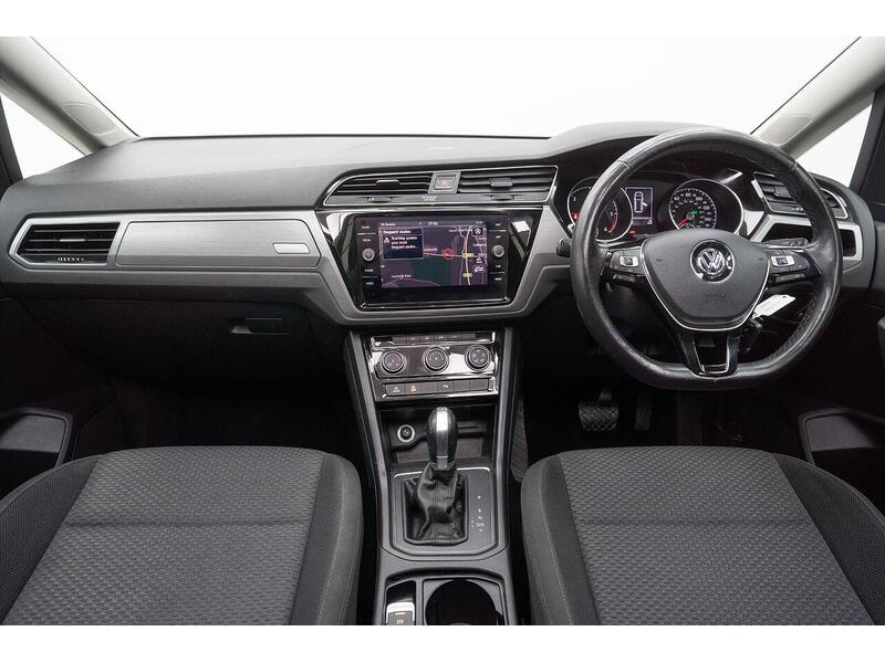 Volkswagen Touran 1.6 TDI SE Family DSG Euro 6 (s/s) 5dr - U1333