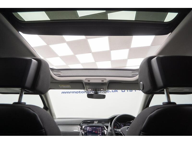 Volkswagen Touran 1.6 TDI SE Family DSG Euro 6 (s/s) 5dr - U1333