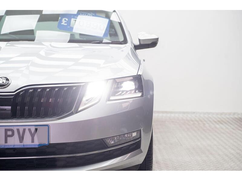 Skoda Octavia Octavia SE L Hatchback 1 Automatic Diesel - U1334