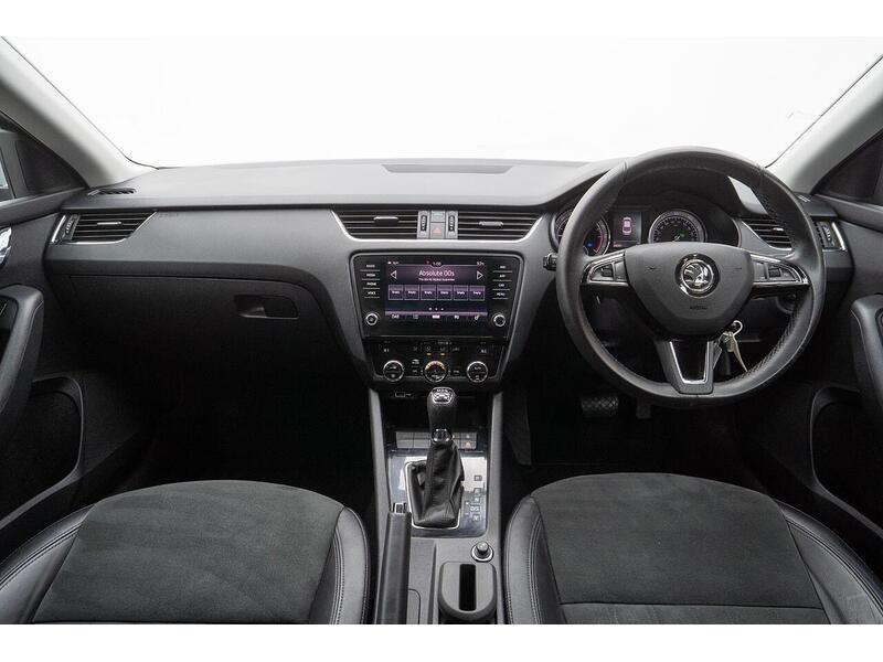 Skoda Octavia Octavia SE L Hatchback 1 Automatic Diesel - U1334